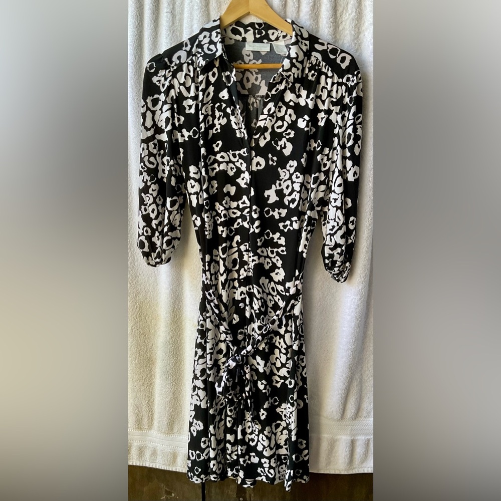 Worthington Black and White Ruched Tie Front Dress